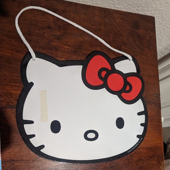 Hello Kitty Box - Picture 12 of 15